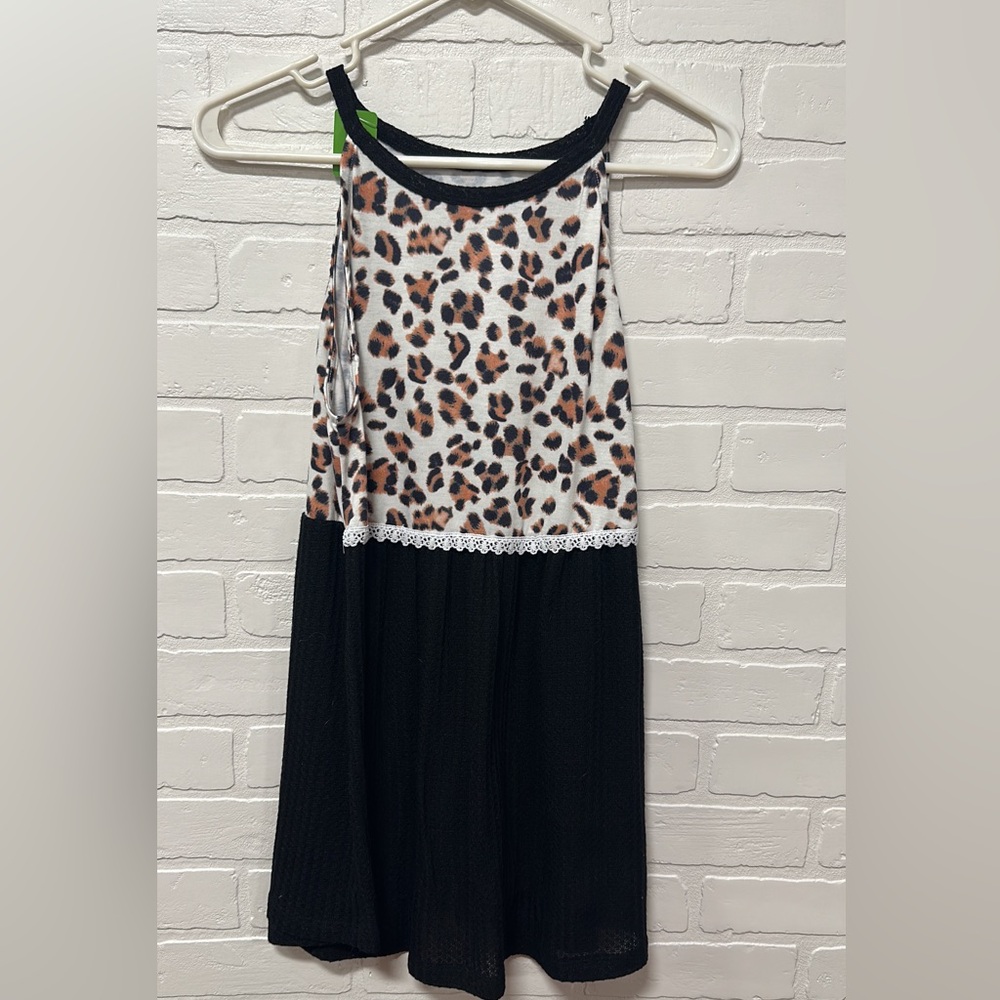 women’s small tank top